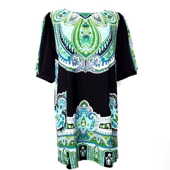 Effortless Style Dress - Picture 1 of 5